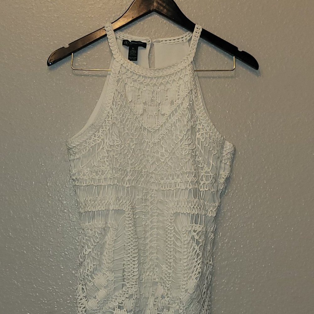 INC INTERNATIONAL CONCEPTS  HALTER TOP LACE FRONT BLOUSE  PETITE LARGE.  PL.